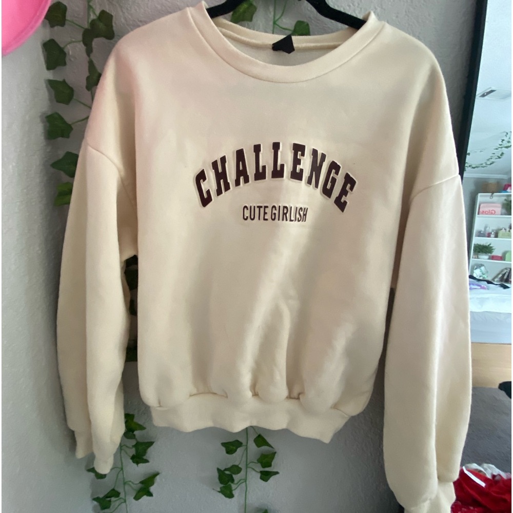 SHEIN Sweatshirt